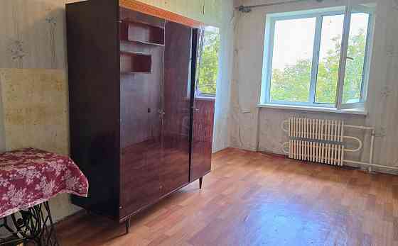 продаю 2х ком квартиру на Текстильщике, остановка 19я , Донецк