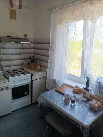 Сдам трёхкомнатную в Буденновскои районе Донецк