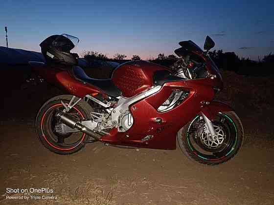 Продам мотоцикл Honda CBR600F Дебальцево