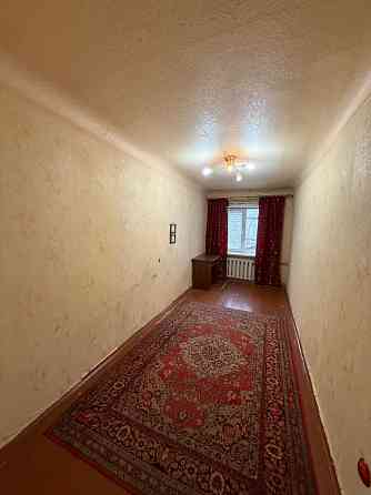 Продам квартиру в центре Ясиноватая