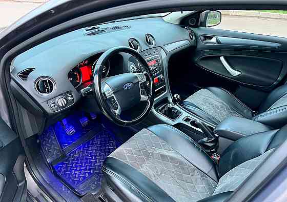 Продам Ford Mondeo 4 2012г. рестайлинг, в отличном состоянии Немецкая сборка! Горловка