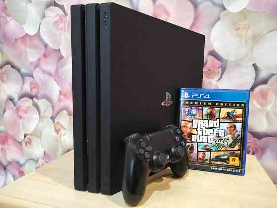 Приставка PlayStation-4 Pro. Макеевка