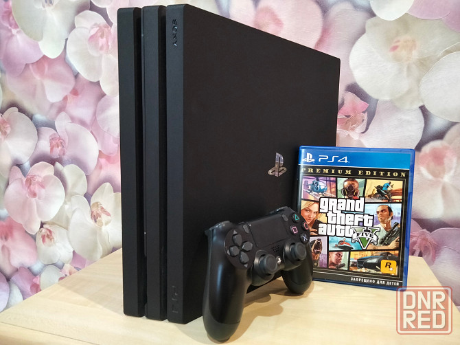 Приставка PlayStation-4 Pro. Макеевка - изображение 1