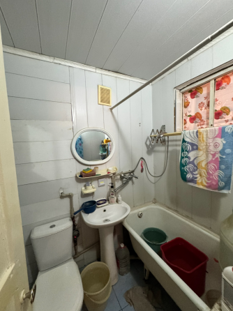 Продажа 2-х комнатной квартиры 2/4, в г. Макеевка, Восточный р-н, ул. Токарева Макеевка