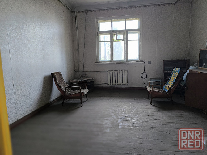 Продам 4х комнатную квартиру.Центр рядом. 3 остановки Макеевка - изображение 1