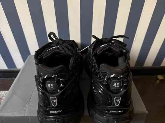 Balenciaga runner black Донецк