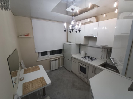 Сдам 1-комн. квартиру 42 м² (ул. Розы Люксембург) Донецк