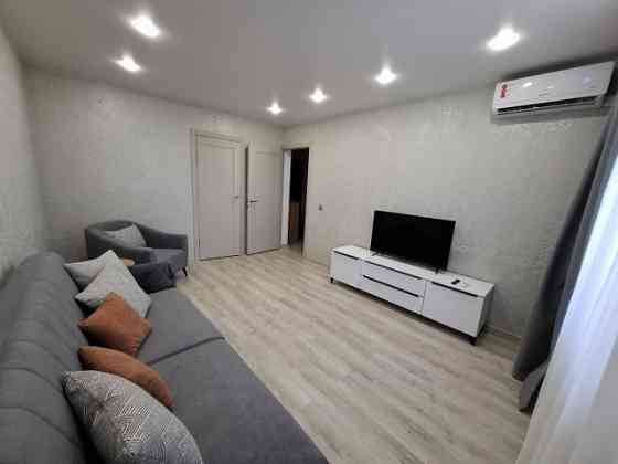 Сдаю двухкомнатную квартиру в Ленинском районе (мкрн. Звездный) Донецк