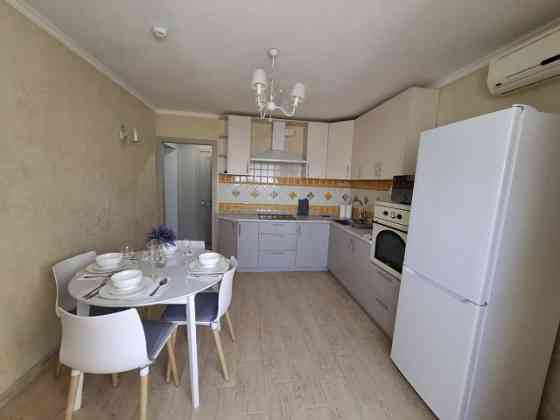 Сдаю двухкомнатную квартиру в Ленинском районе (мкрн. Звездный) Донецк