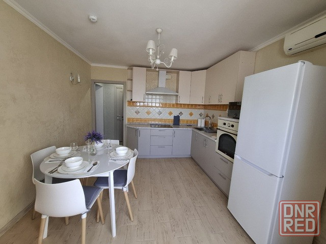 Сдаю двухкомнатную квартиру в Ленинском районе (мкрн. Звездный) Донецк - изображение 2