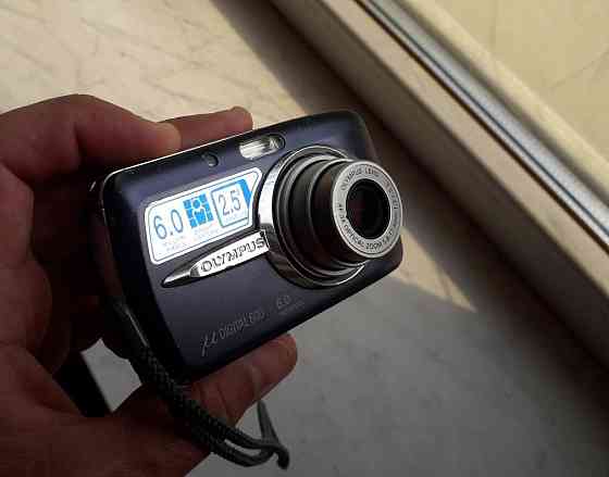 Цифровой фотоаппарат Olympus m digital 600+зарядное+карта 512Mb Донецк