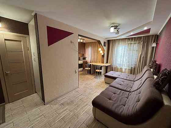 Продам 3-к квартиру рынок Эдельвейс Мариуполь