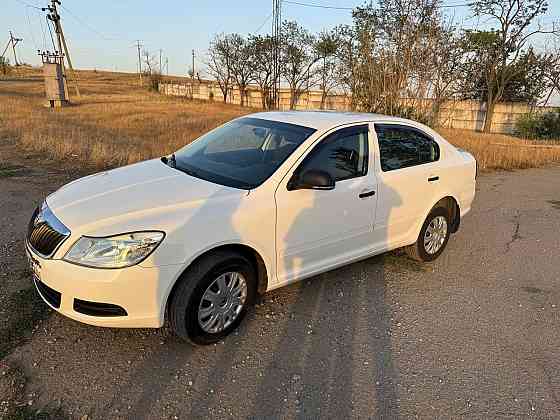 Продам Шкоду Октавия 2013 год 1.6 на автомате Старобешево