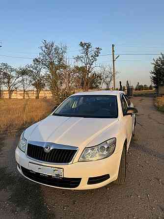Продам Шкоду Октавия 2013 год 1.6 на автомате Старобешево