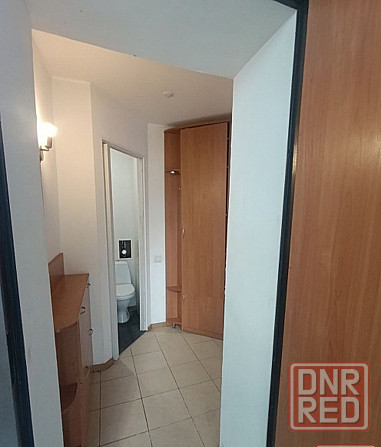 Продам 1-но комнатную квартиру в Ленинском районе, недалеко от Цирка, парка им. Щербакова. Ремонт. Донецк - изображение 5