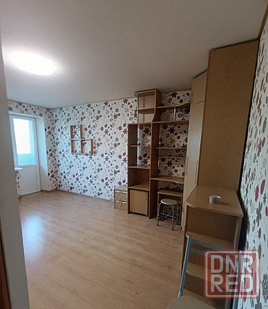 Продам 1-но комнатную квартиру в Ленинском районе, недалеко от Цирка, парка им. Щербакова. Ремонт. Донецк - изображение 2