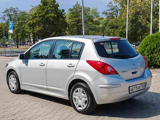 2010 Nissan Tiida 1.6 автомат Донецк