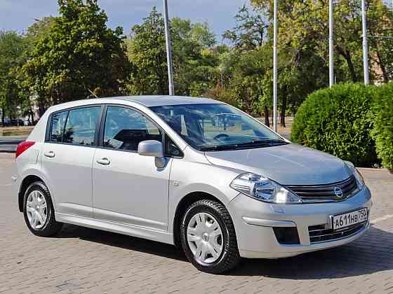 2010 Nissan Tiida 1.6 автомат Донецк