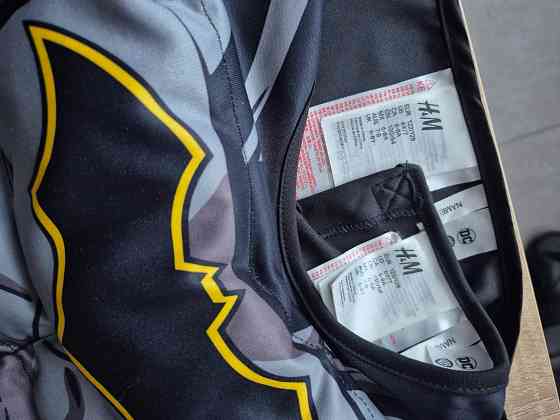 Маскарадный костюм Batman H&M рост 122-128 + маски Донецк