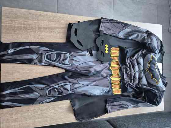 Маскарадный костюм Batman H&M рост 122-128 + маски Донецк