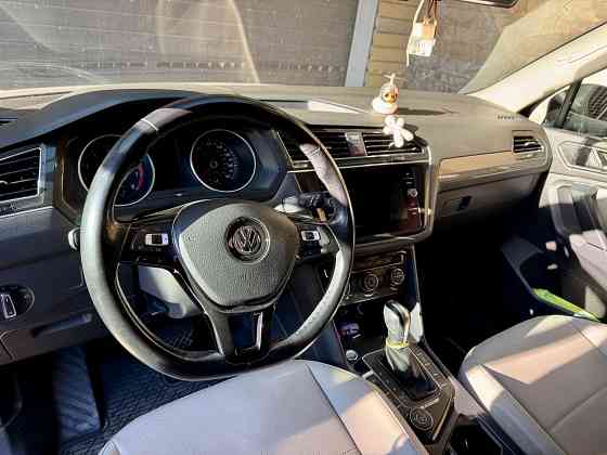 Продам Volkswagen Tiguan 2017 год Донецк