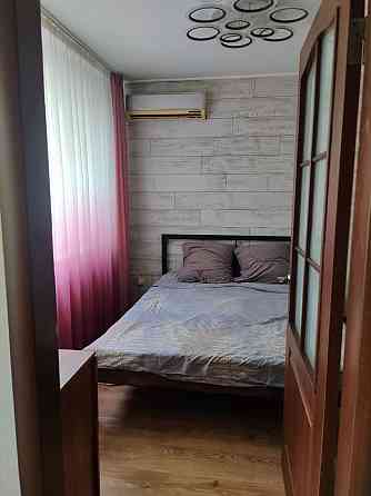 Сдается трехкомнатная квартира в Калининском районе, Грузия Донецк