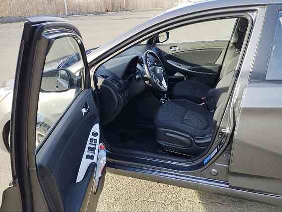 Продам в Донецке Hyundai Accent, 1,6л, акпп, 1 хозяин с автомагазина, достоверный пробег 85300 км Донецк