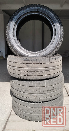 Зимние шины Bridgestone 215/55 R16 Япония 4шт - 10 000руб Донецк - изображение 1