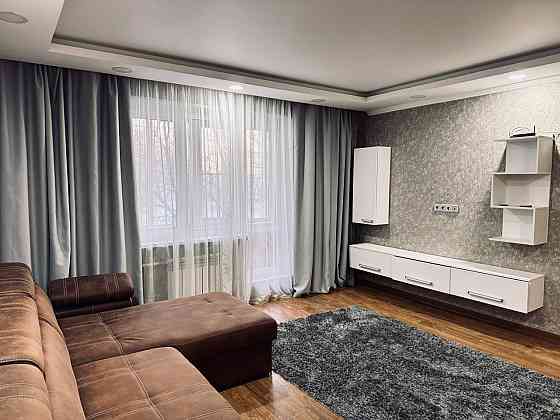 Предлагается в аренду очаровательная 2-комнатная квартира в Калининском районе Донецк