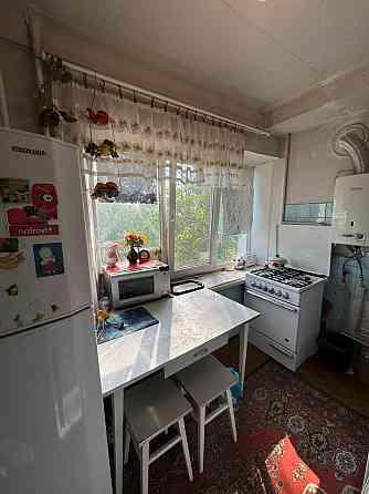 продам в центре 2х комн+вода Донецк