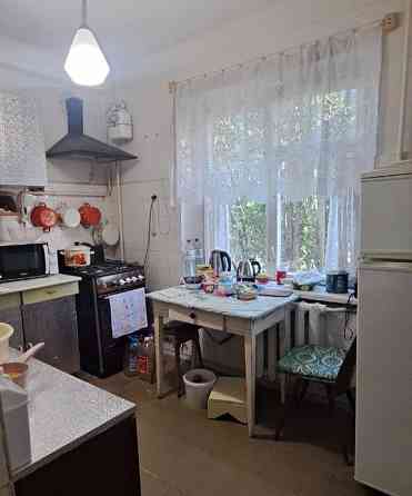 Продам 4 комн Раздольная Донецк
