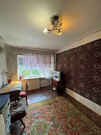 Продам 2-комнатную квартиру в центре Донецк