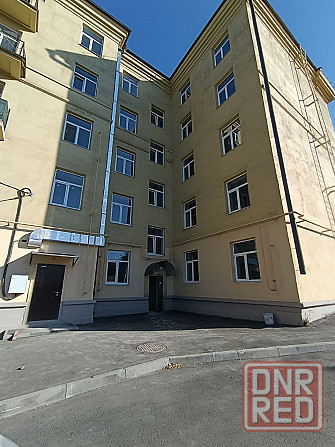 Продается трёхкомнатная квартира Мариуполь - изображение 1