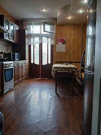 Продам 3-х к.квартиру в центре Макеевки, ул.Ленина, маг."Ярмарка" Макеевка