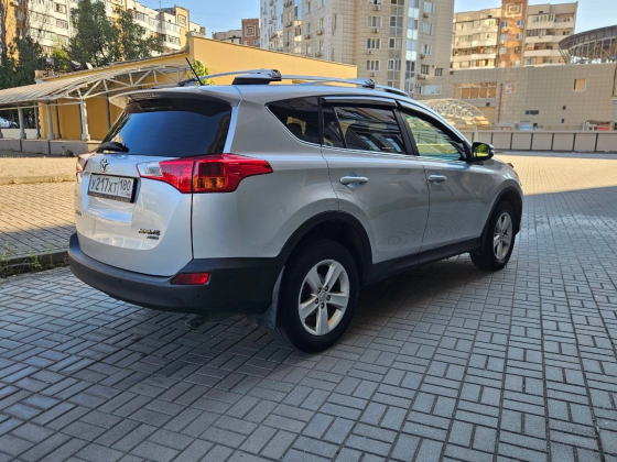 Продам Toyota rav4 Донецк