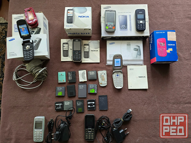 Телефоны,упаковки,Акб,Бп,документы оптом. Старобешево - изображение 1