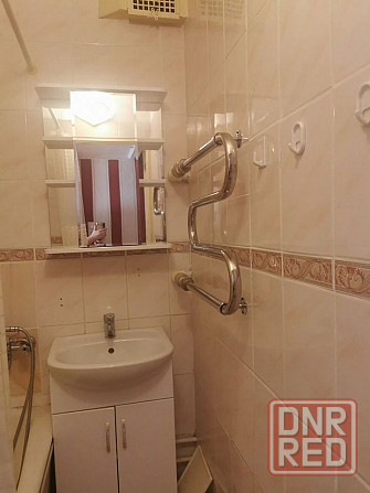 Сдам 1 комнатную квартиру, на Зелёном, возле жби Макеевка - изображение 5