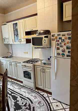 Продам 3х к.квартиру "Сталину" в центре Макеевки. Кинотеатр "Союз". Макеевка