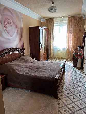 Продам 3х к.квартиру "Сталину" в центре Макеевки. Кинотеатр "Союз". Макеевка