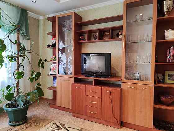 Продам 2 ком.кв в центре Енакиево, проспект Металлургов Енакиево