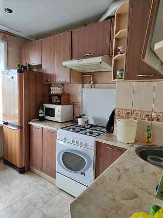 Продам 2 ком.кв в центре Енакиево, проспект Металлургов Енакиево