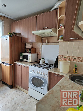 Продам 2 ком.кв в центре Енакиево, проспект Металлургов Енакиево - изображение 1