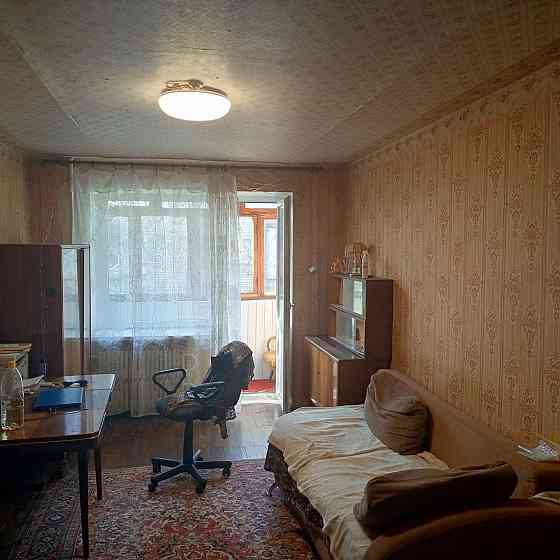 Продам 2х комнатную квартиру Калининский р-он (Автомагазин) Донецк