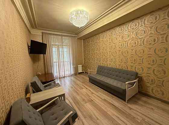 Продам Диван - 2 кресла - Стол - Натуральное Дерево , качественная ткань стиль Прованс - Новая ! Донецк