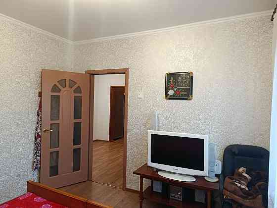 Продам 3х ком. кв-ру на Цветочном 71 м кв. с холлом Донецк