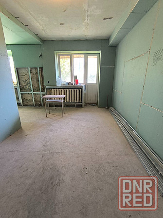 Продам 2-х ком. квартиру- студио , Донецк центр, ориентир - Областная травматология. Донецк - изображение 2