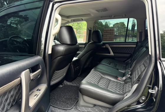Продам Land Cruiser 200 Макеевка
