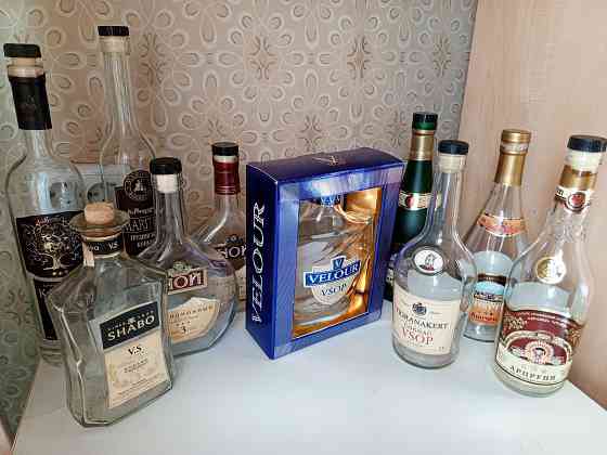 Бутылки стеклянные. Донецк