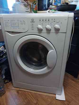 Стиральная машина Indesit WISL83 Донецк