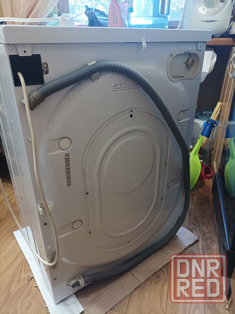 Стиральная машина Indesit WISL83 Донецк - изображение 2
